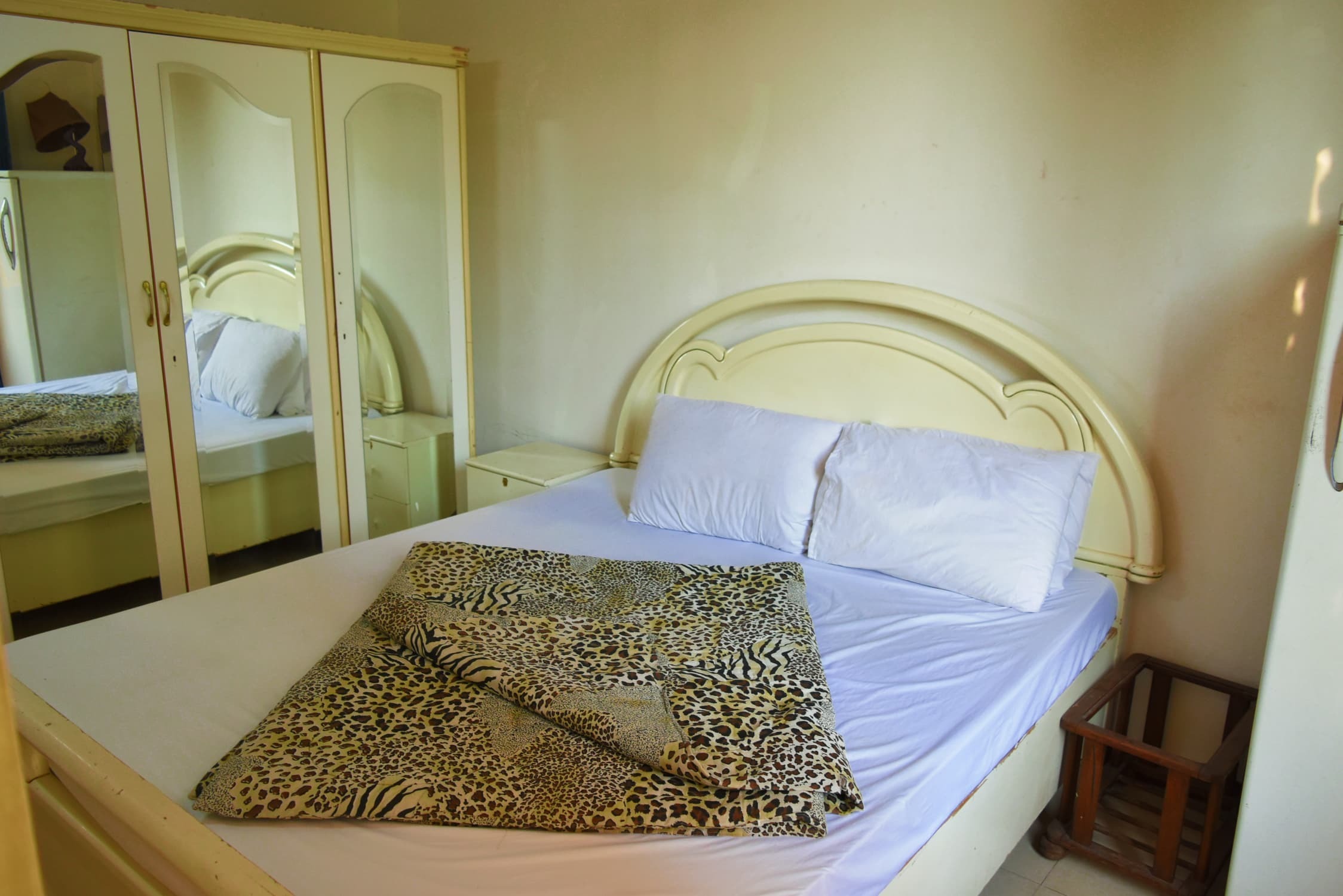 شقة حيدرة رقم 15 مساكن برزة