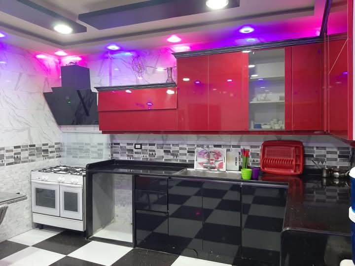 شقق المزة ساحة الهدى رقم 3طابق 1